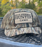 DIY Hunter camo cap for archery, featuring a camouflage design and adjustable strap, suitable for outdoor hunting and outdoor activities.