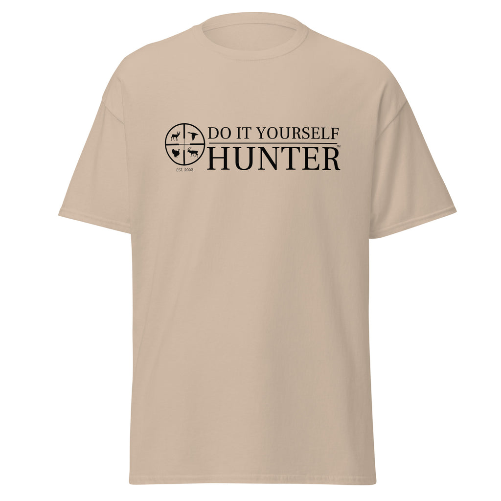 DO IT YOURSELF HUNTER Black Logo Men’s Classic Tee | Gildan 5000